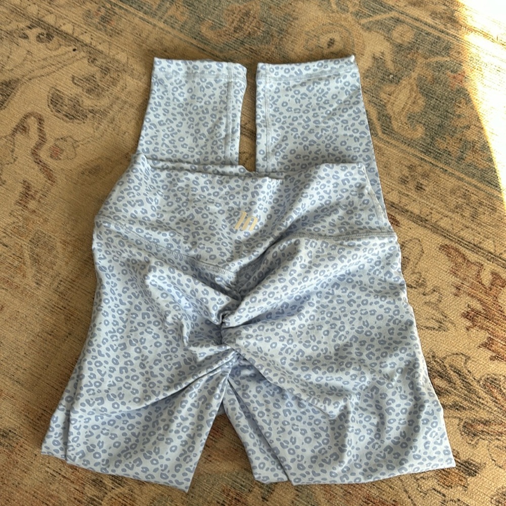 Muscle nation scrunch butt leggings